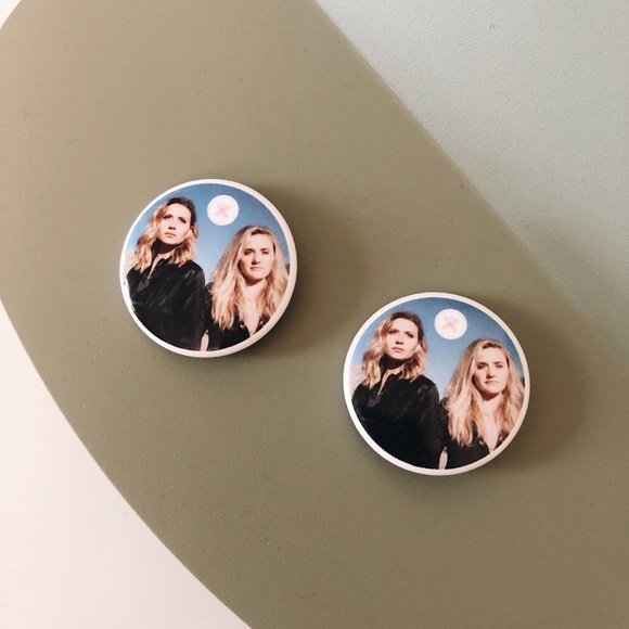 Aly&AJ concert pin 💫 - Picture 3 of 3